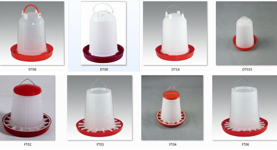 購入 プラスチック掛かるひよこの家禽の送り装置および酒飲みは鶏タイプのためのディスペンサーにそびえている水をまく online manufacture